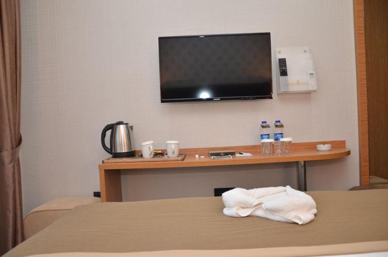Otel Grand Lark Istanbul Ngoại thất bức ảnh