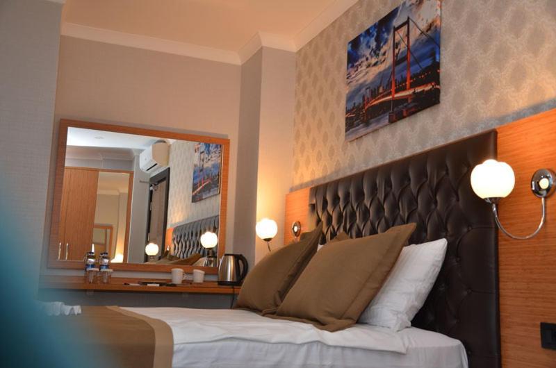 Otel Grand Lark Istanbul Ngoại thất bức ảnh