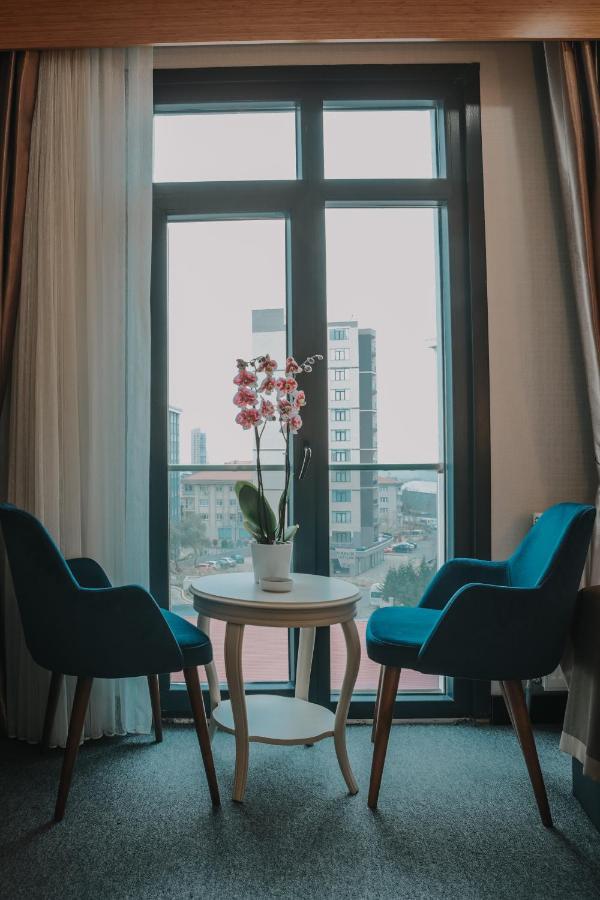 Otel Grand Lark Istanbul Ngoại thất bức ảnh