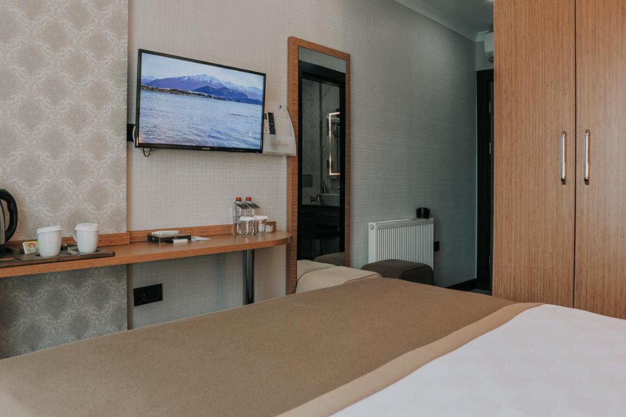 Otel Grand Lark Istanbul Ngoại thất bức ảnh