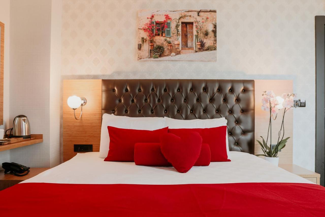 Otel Grand Lark Istanbul Ngoại thất bức ảnh
